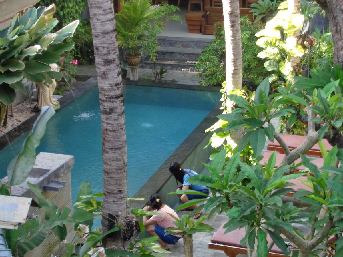 Yulia 1 2* Sanur