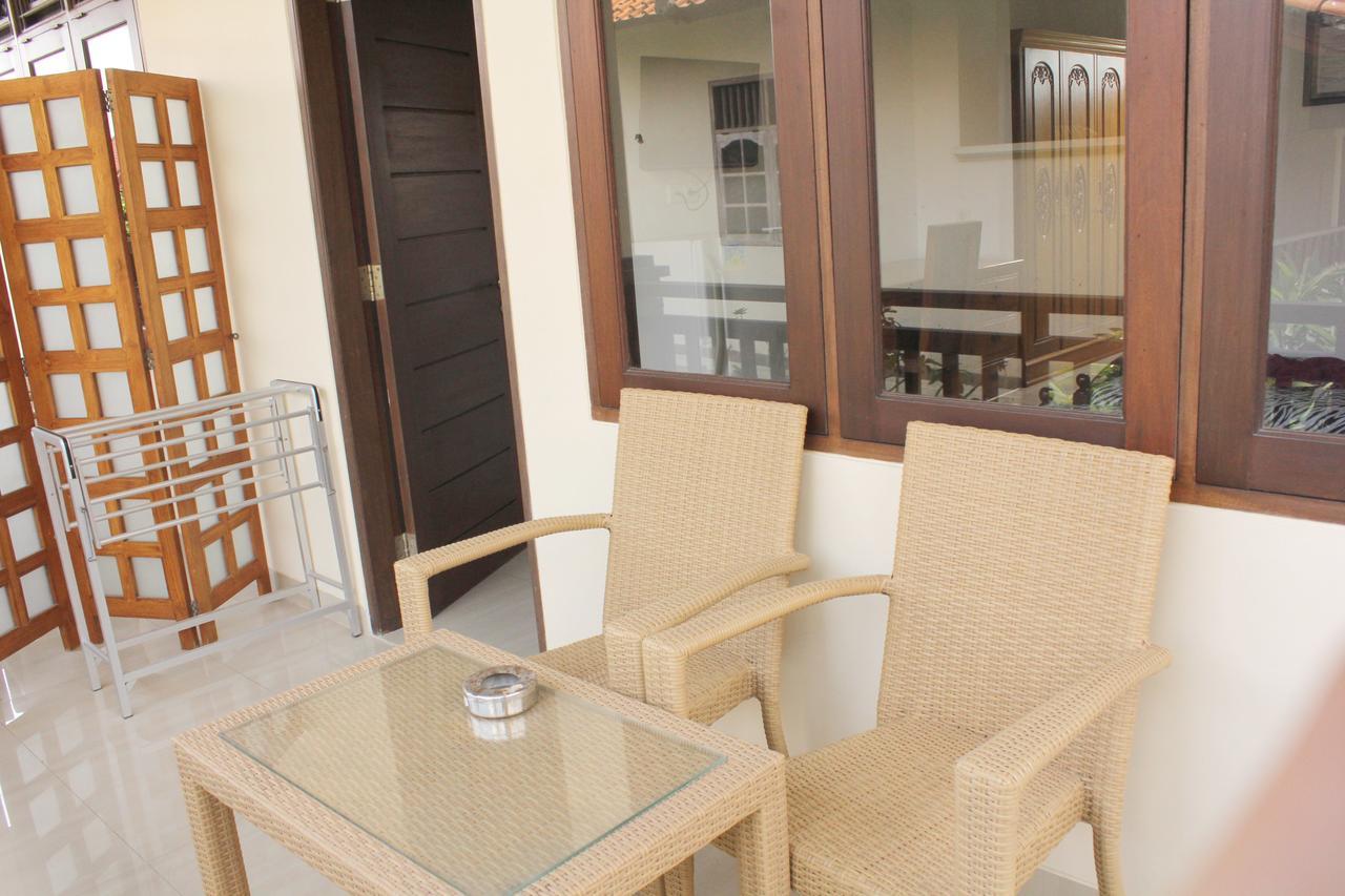 Yulia 1 Bed & Breakfast